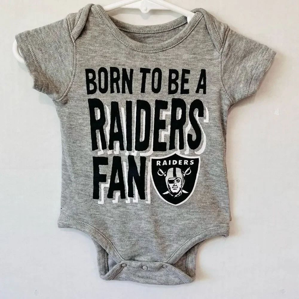 NFL Raiders Bodysuit   Sz 0-3 m   EUC